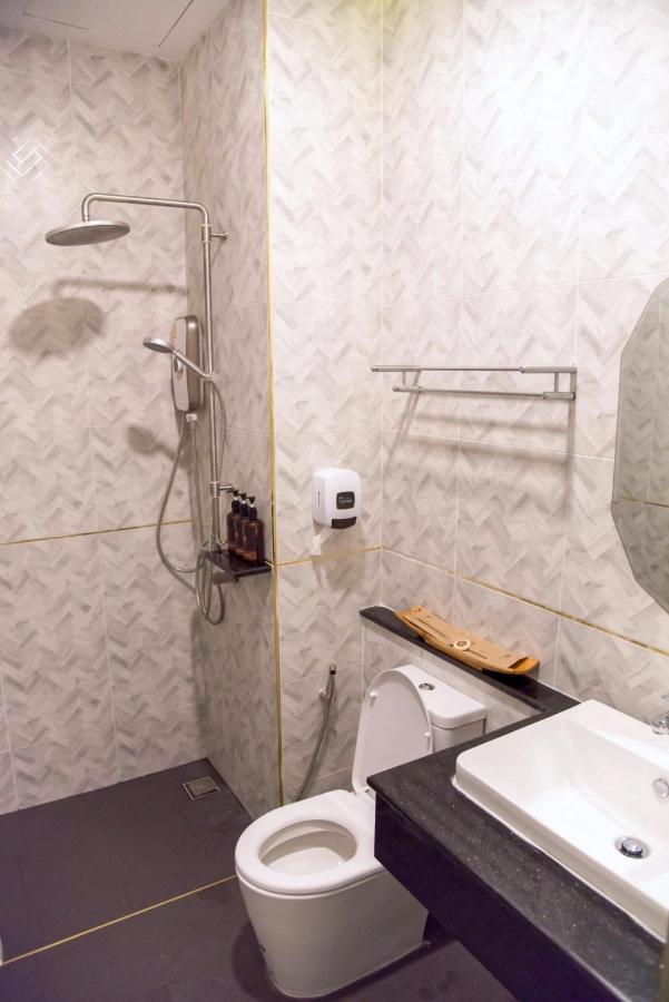 Worachat Boutique Hotel Фечабун Екстериор снимка