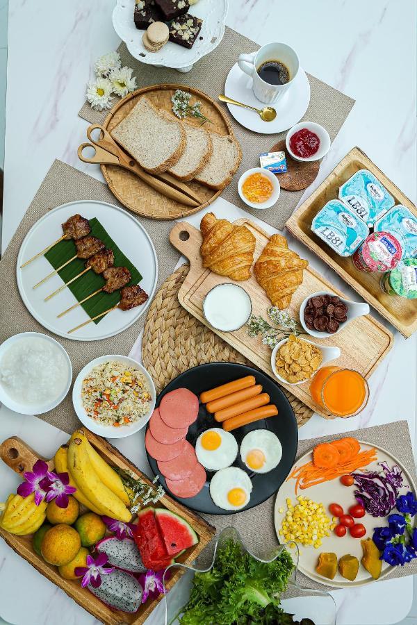 Worachat Boutique Hotel Фечабун Екстериор снимка